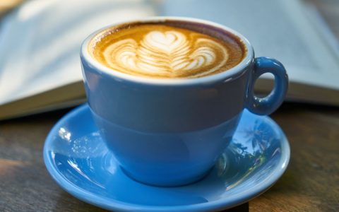 读《乌合之众》｜用今日大盘印证一句经典｜研究员视角