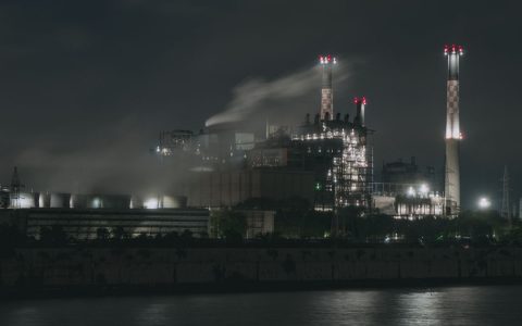 股指期货日评（9月18日）：IF2610报4488.0，贴水19.4点怎么看？｜分析师视角