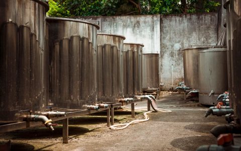 股指期货日评（10月6日）：IF2610报4353.0，贴水4.6点怎么看？｜盘哥视角